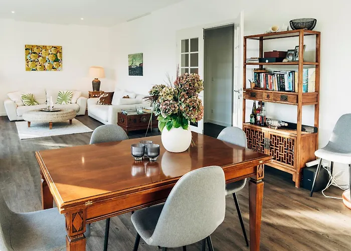 X Kowloon * Westerholz