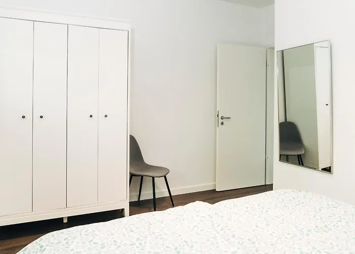 X Kowloon Westerholz